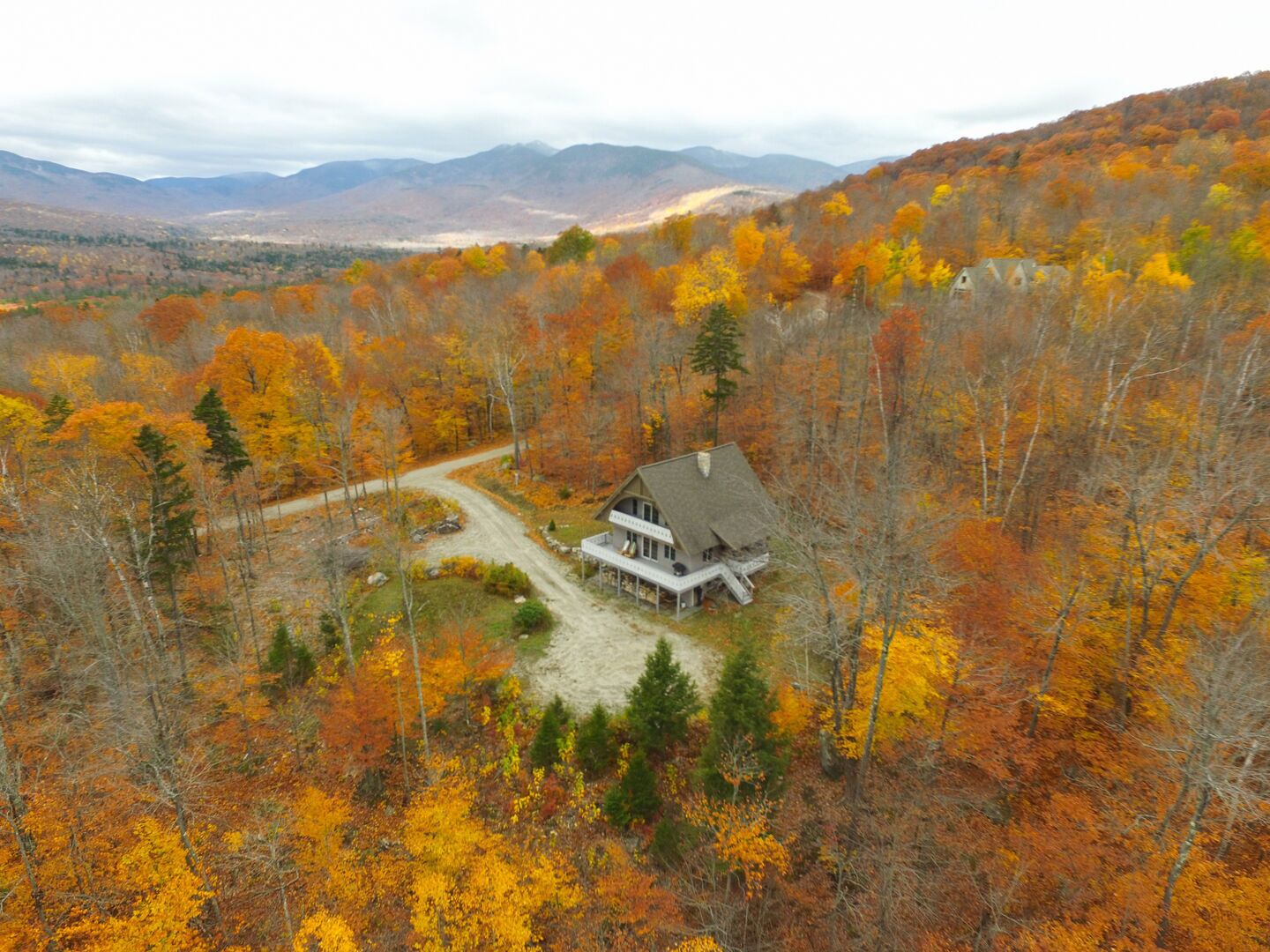 Ski Haus - German Style Chalet in Newry Maine. Close to hiking, skiing and XC