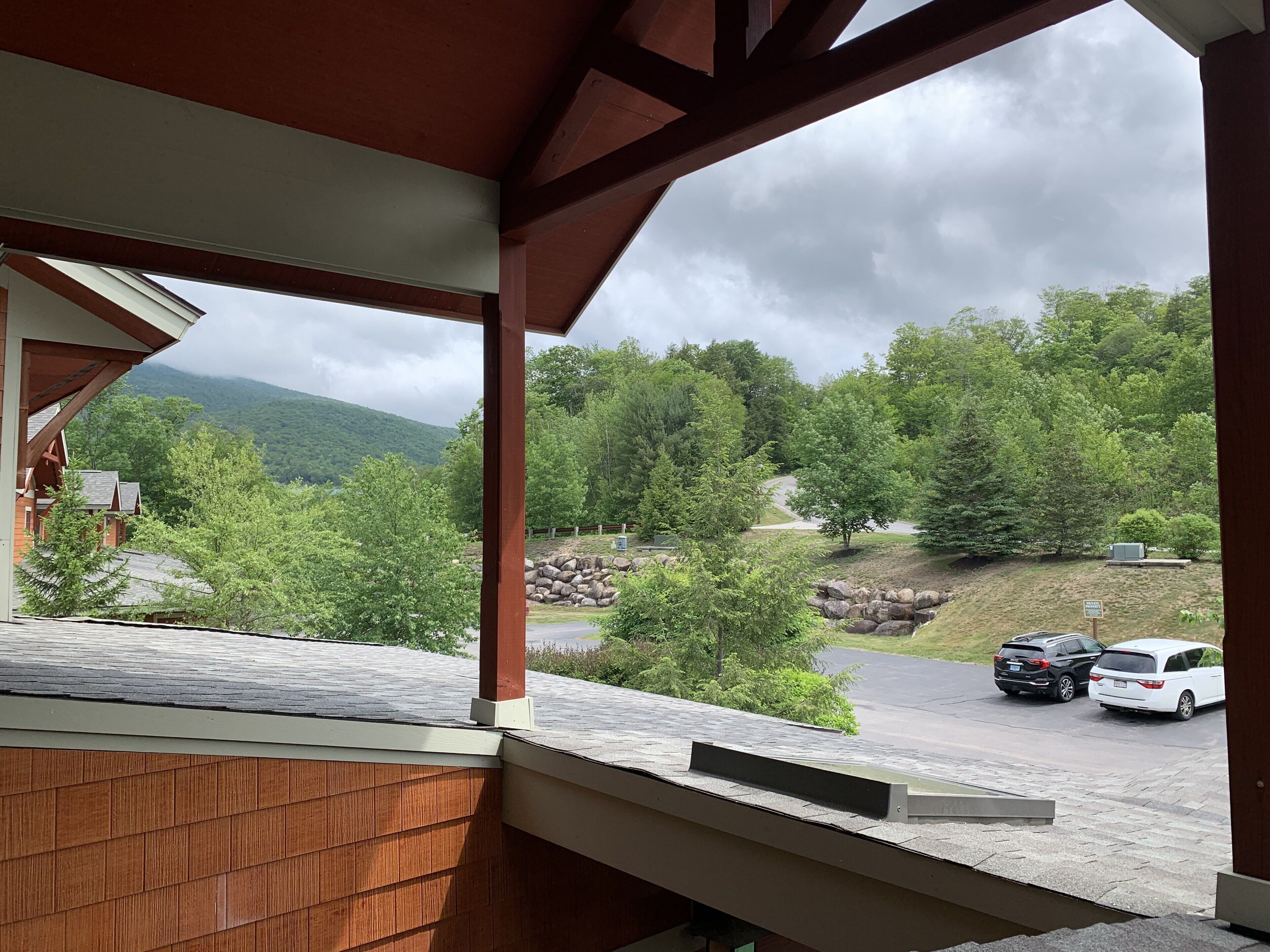 Beautiful Luxury Townhome at Loon Mountain South Peak in Lincoln NH