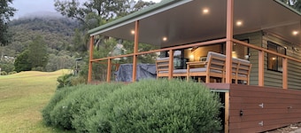 Escarpe Country Club Cabin