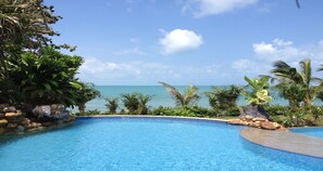Outdoor pool, an infinity pool - 4 Bedroom Villa on beachfront resort (TG33) (Ko Samui)