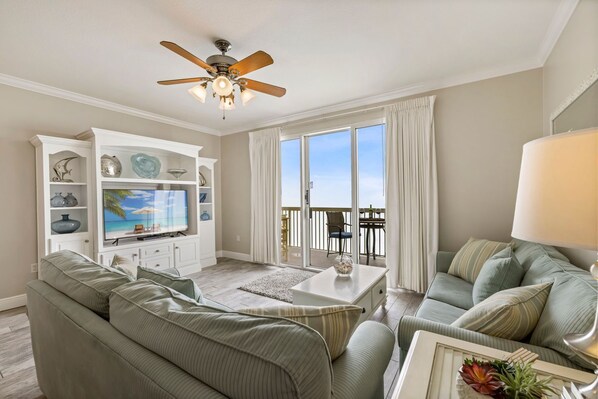 Smart TV, DVD player, video library