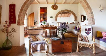 Colombiao di Momo: une grande ferme du 17Ăšme siĂšcle avec vue sur collines toscanes