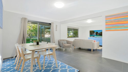 Moola Magic with Pool