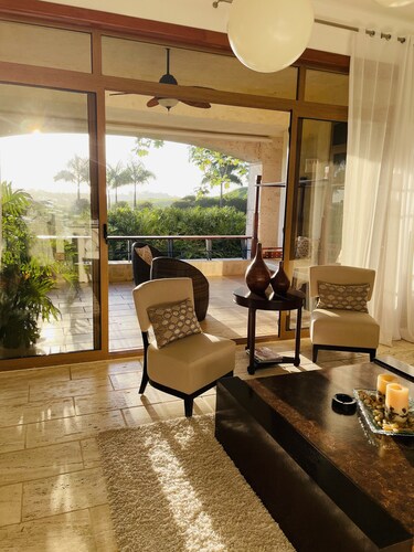 Fantastische Luxus-Wohnanlage am 18-Loch-Golfplatz Dye Fore