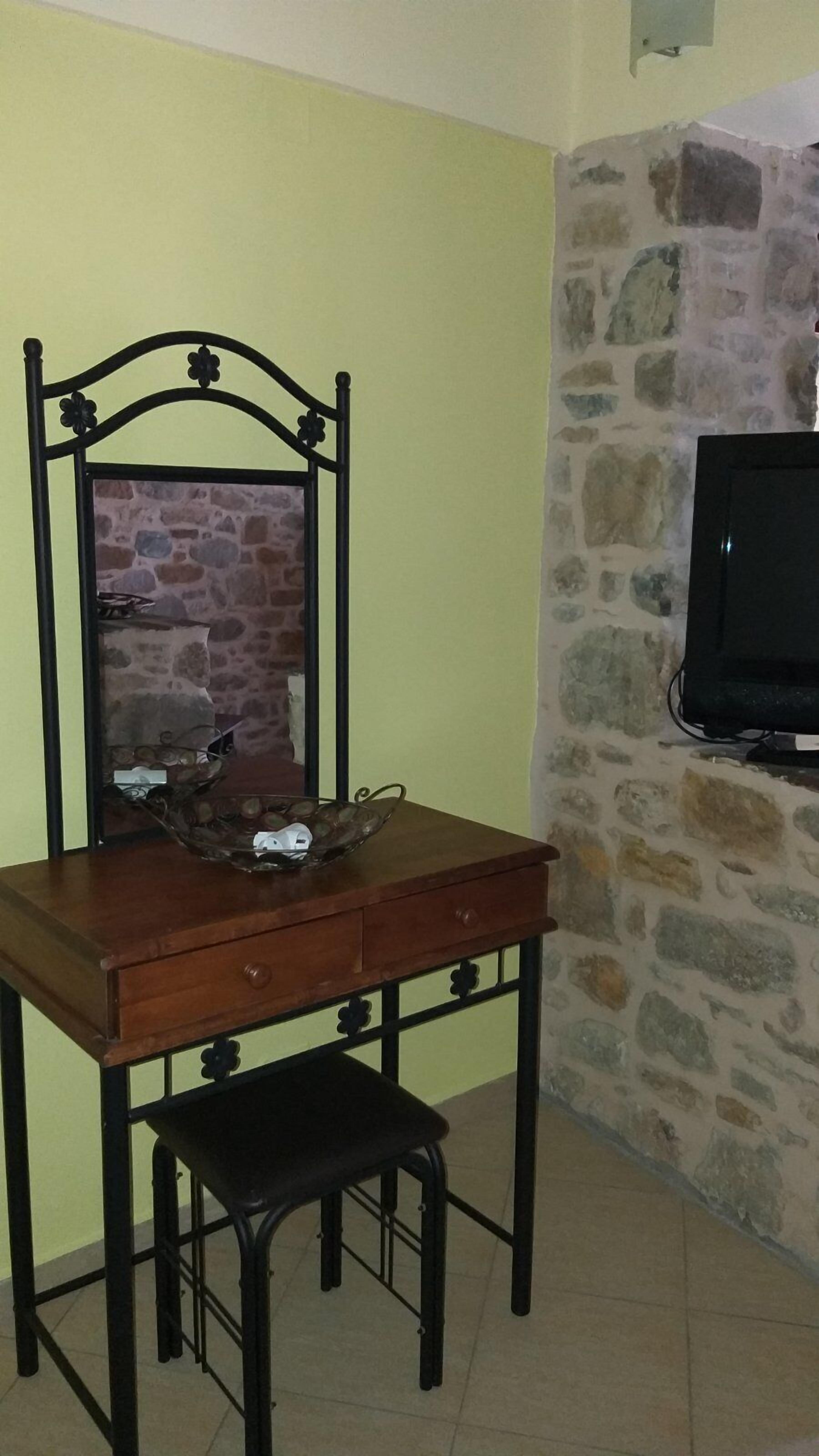 Stone-built Fully Renovated Traditional Apartments