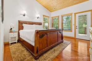 3 dormitorios, tabla de planchar con plancha, cuna de viaje y Internet