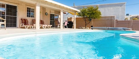 Outdoor pool, a heated pool
