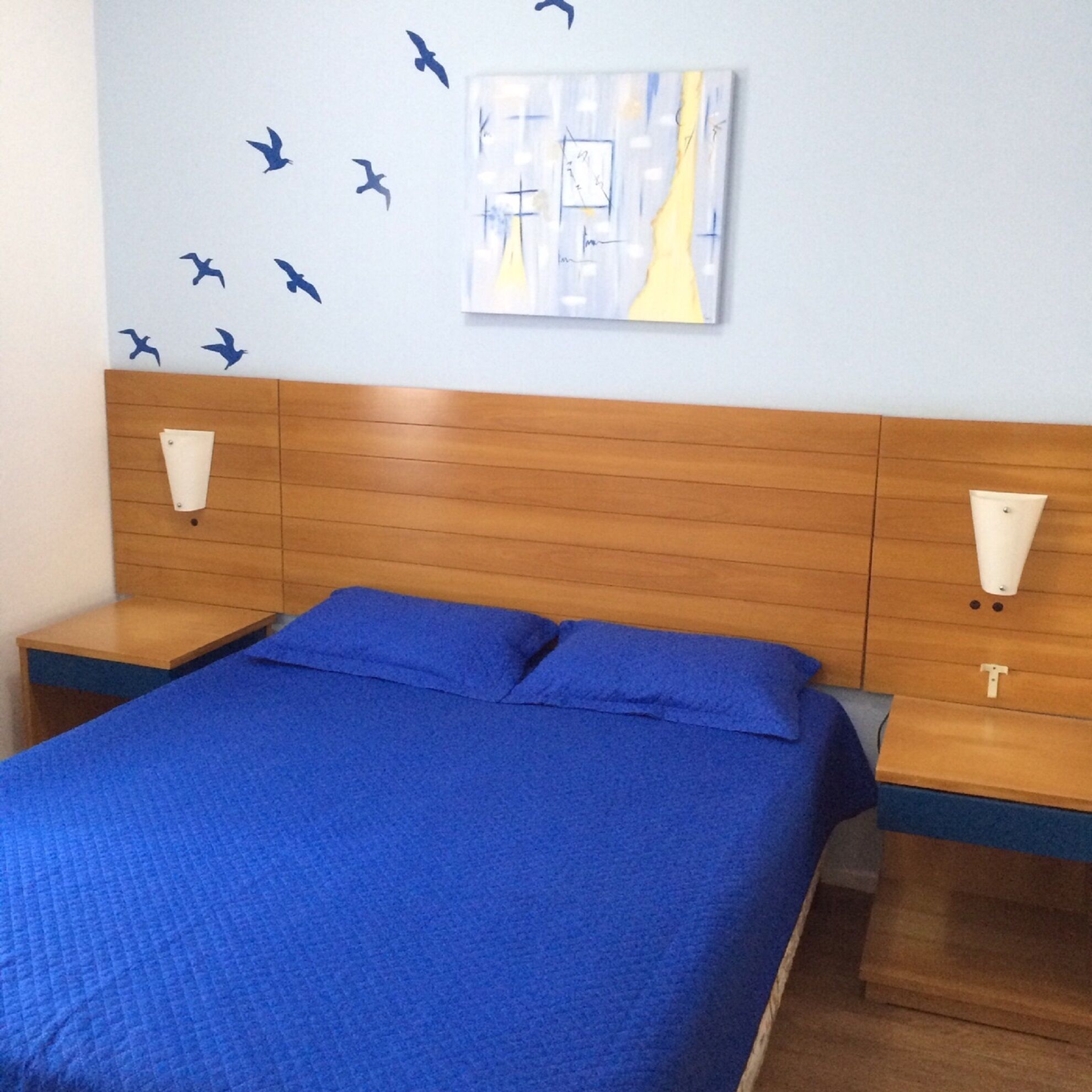 RIVIERA HOLIDAY APARTMENT WITH SEA VIEW (send a message before