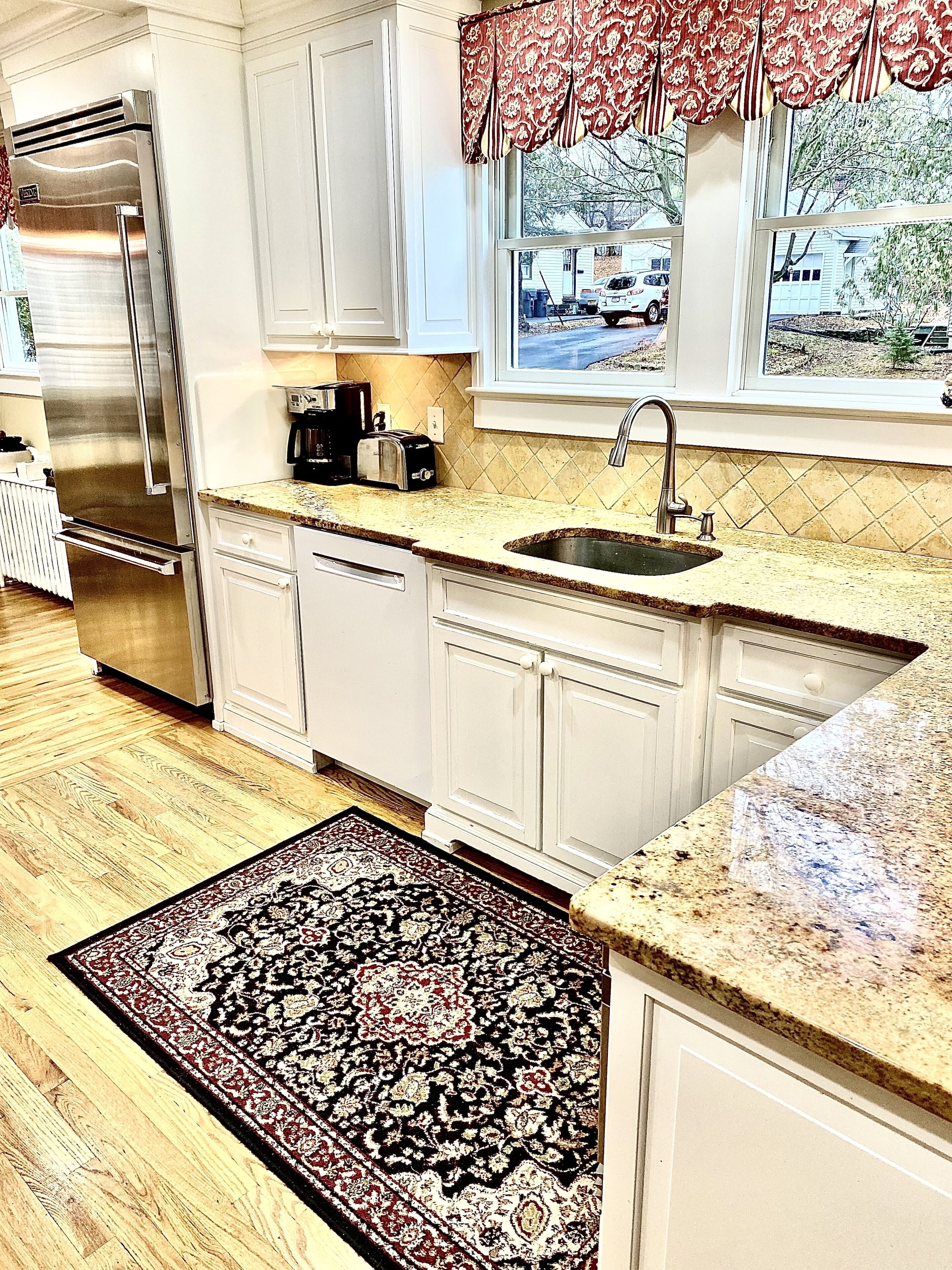 Spacious, Luxury Saratoga Home in the Heart of Downtown!