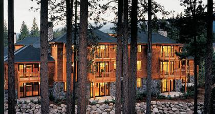 Incline Village Major Full Service Lakefront Resort Condo - vuodepaikkoja 8