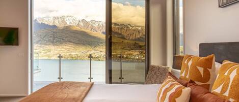 4 chambres, literie de qualité supérieure, bureau