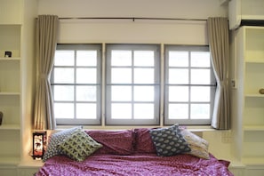 5 bedrooms, WiFi, bed sheets