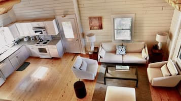 TV, DVD player, books, stereo