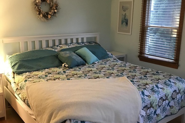 3 slaapkamers, een strijkplank/strijkijzer, wifi, beddengoed