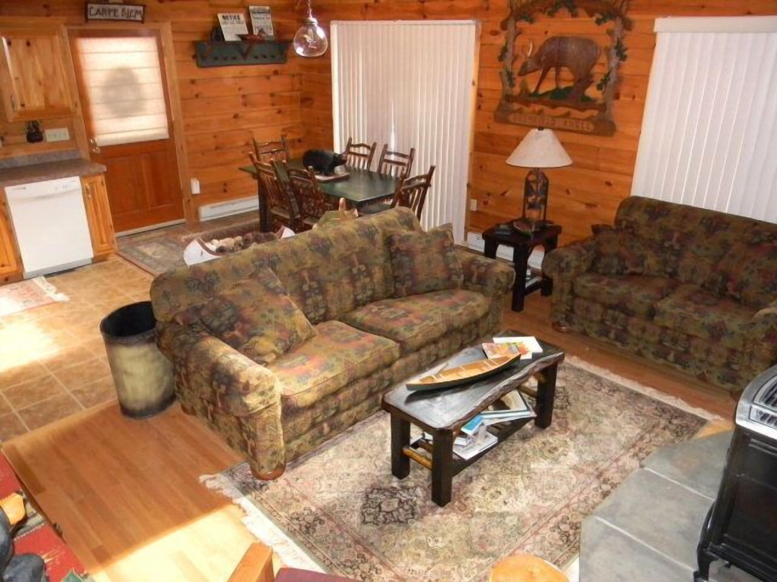 Immaculate Chalet in Old Forge with waterfront lot