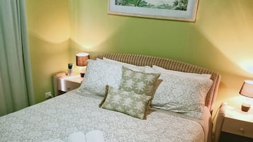 1 chambre, fer et planche Ă  repasser, draps fournis