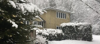 Downtown Sister Bay Cottage (a pie de todo), capacidad para 15, abierto todo el año.