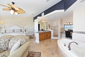 3 bedrooms, desk, iron/ironing board, travel crib - Direct Oceanfront Heavenly Retreat, fully licensed 6465 (Melbourne Beach)