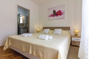 2 Schlafzimmer, Bügeleisen/Bügelbrett, kostenloses WLAN, Bettwäsche