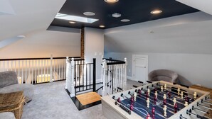 Unclassified image, 3 of 22, button - Condo w/Spiral Staircase to Loft, Perfect for Kids (Newport)