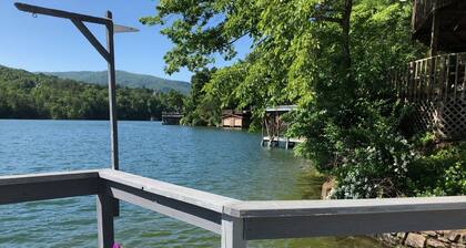 ¡Perfecto para grupos grandes! Alrededor del lago - Carolina Properties