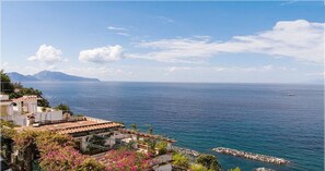 Imagen sin descripción, 4 de 11, botón