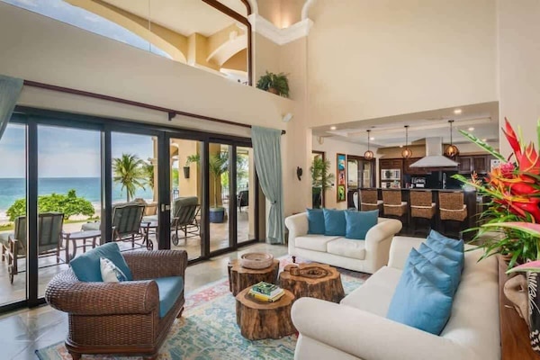 リビング エリア