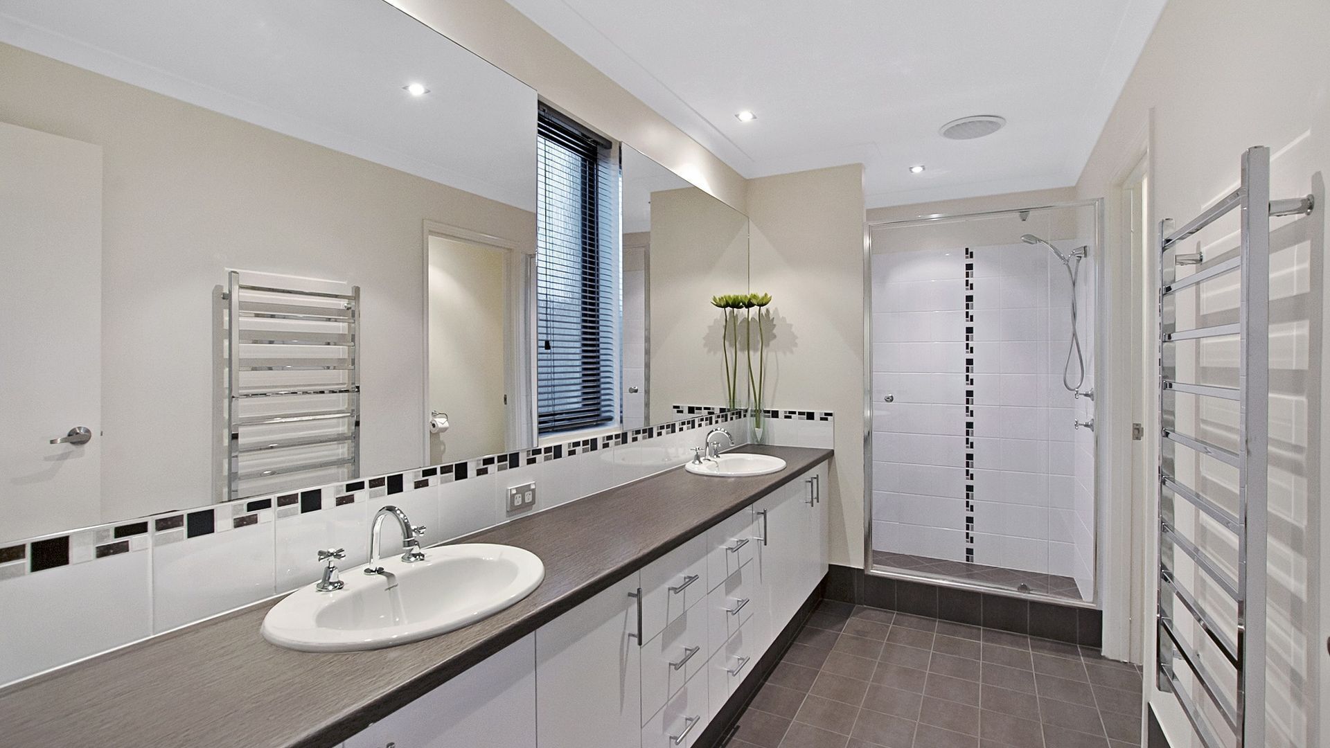 High-Tee on Oakmont Crescent (STRA62810RA3KX2K) — image 12