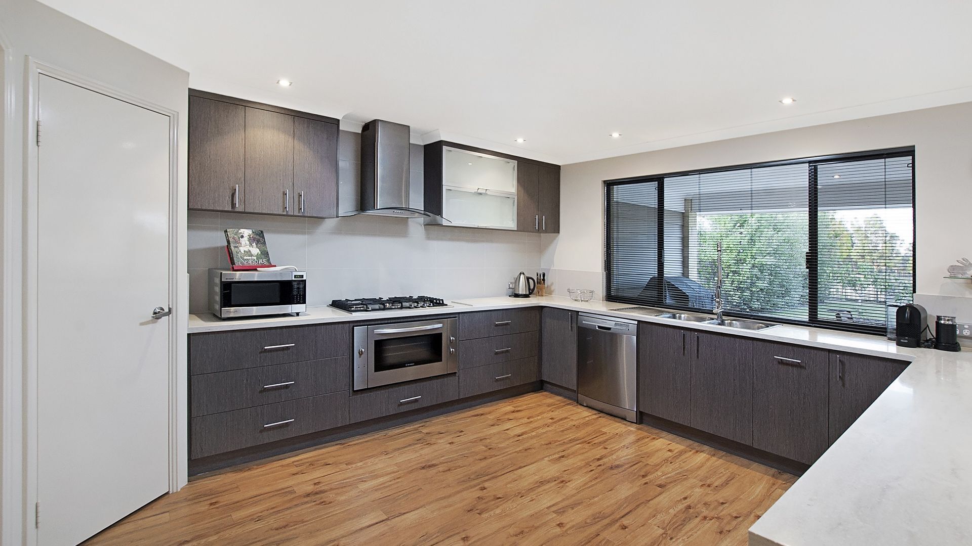 High-Tee on Oakmont Crescent (STRA62810RA3KX2K) — image 7