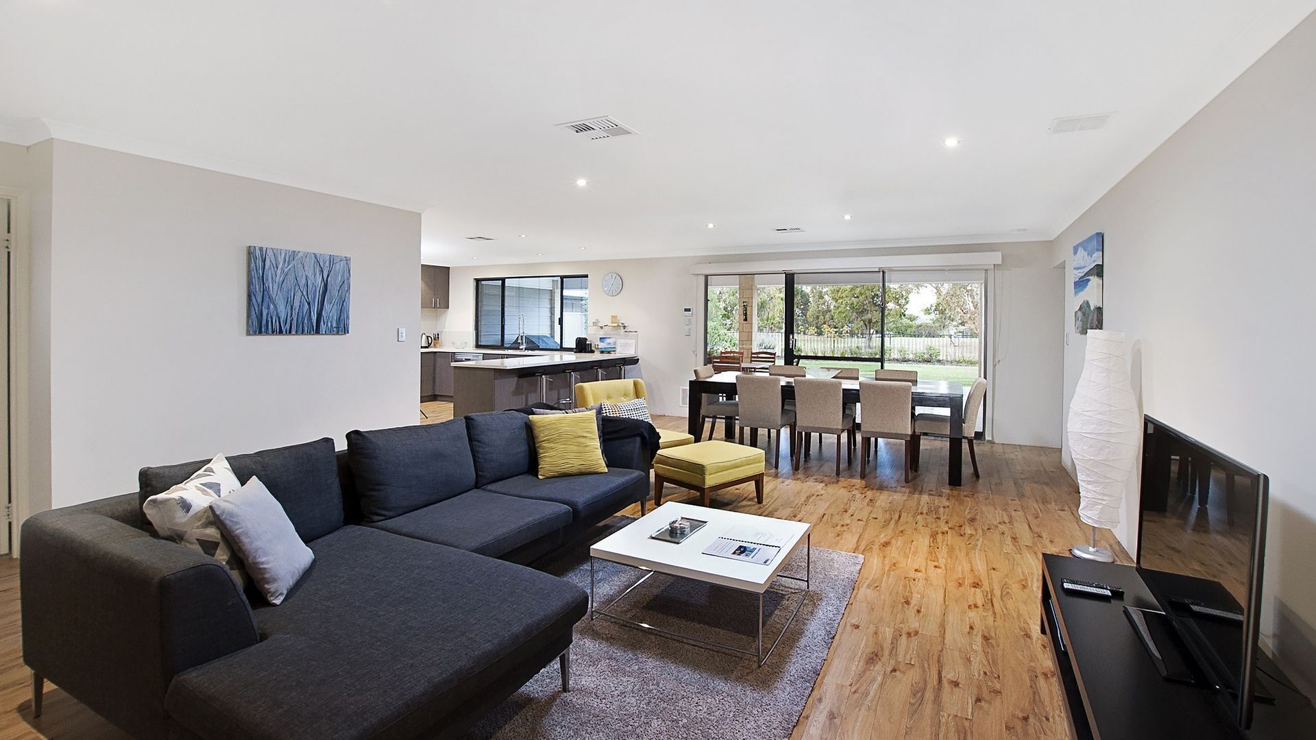 High-Tee on Oakmont Crescent (STRA62810RA3KX2K) — image 5