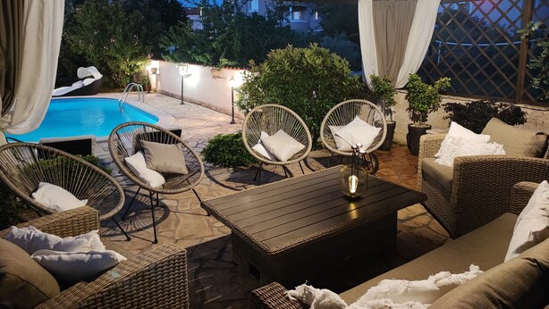 An outdoor patio with a pool, wicker furniture, and a pergola. - Villa Danica with private pool and WIFI Near Center Of The Town And 2km Beach (Pula)