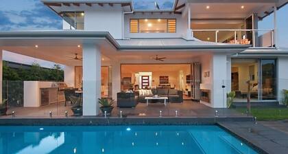 The Lotus - Elite Holiday Homes