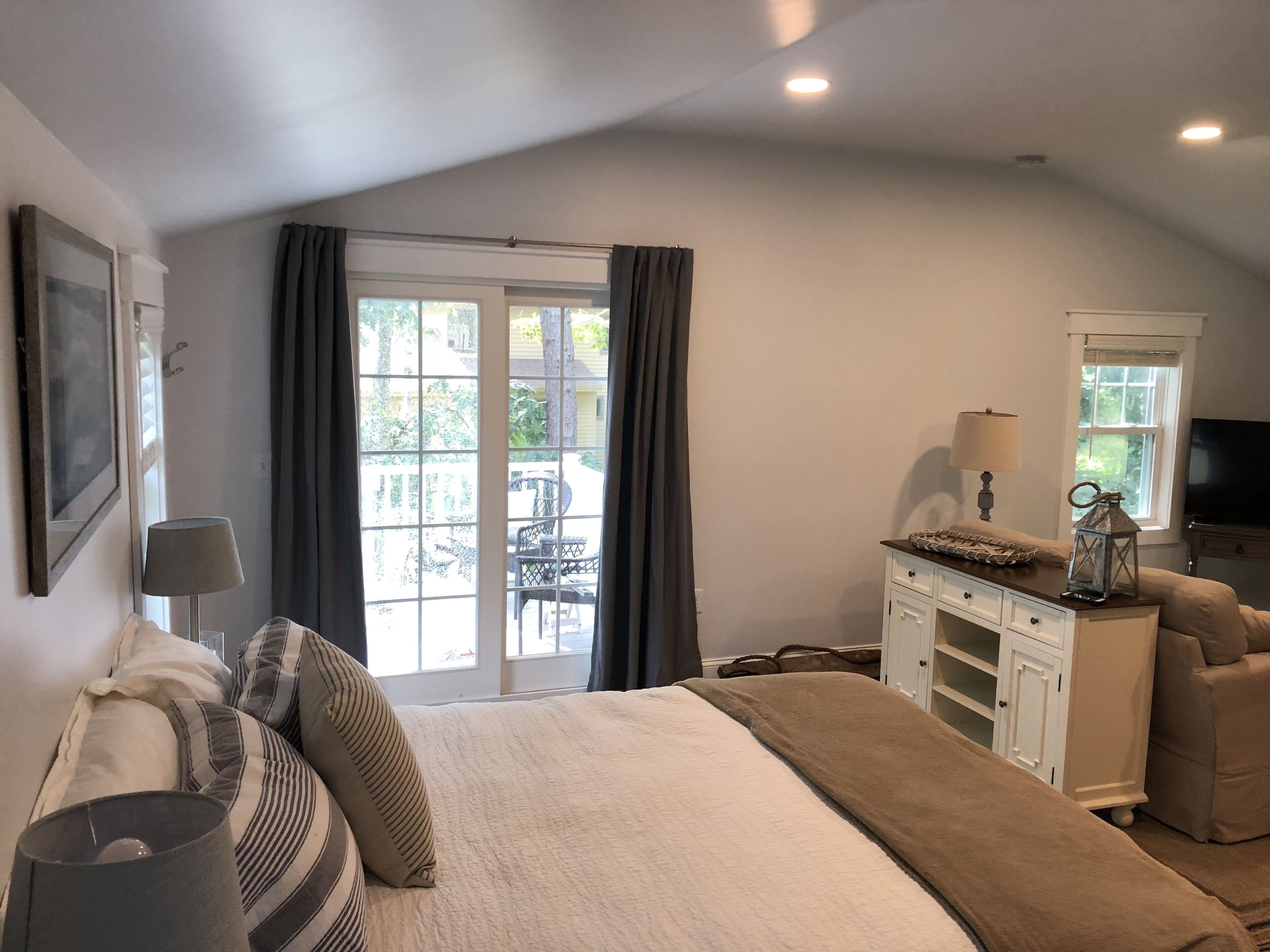 Ogunquit Studio Close to Footbridge Beach and Trolley Stop