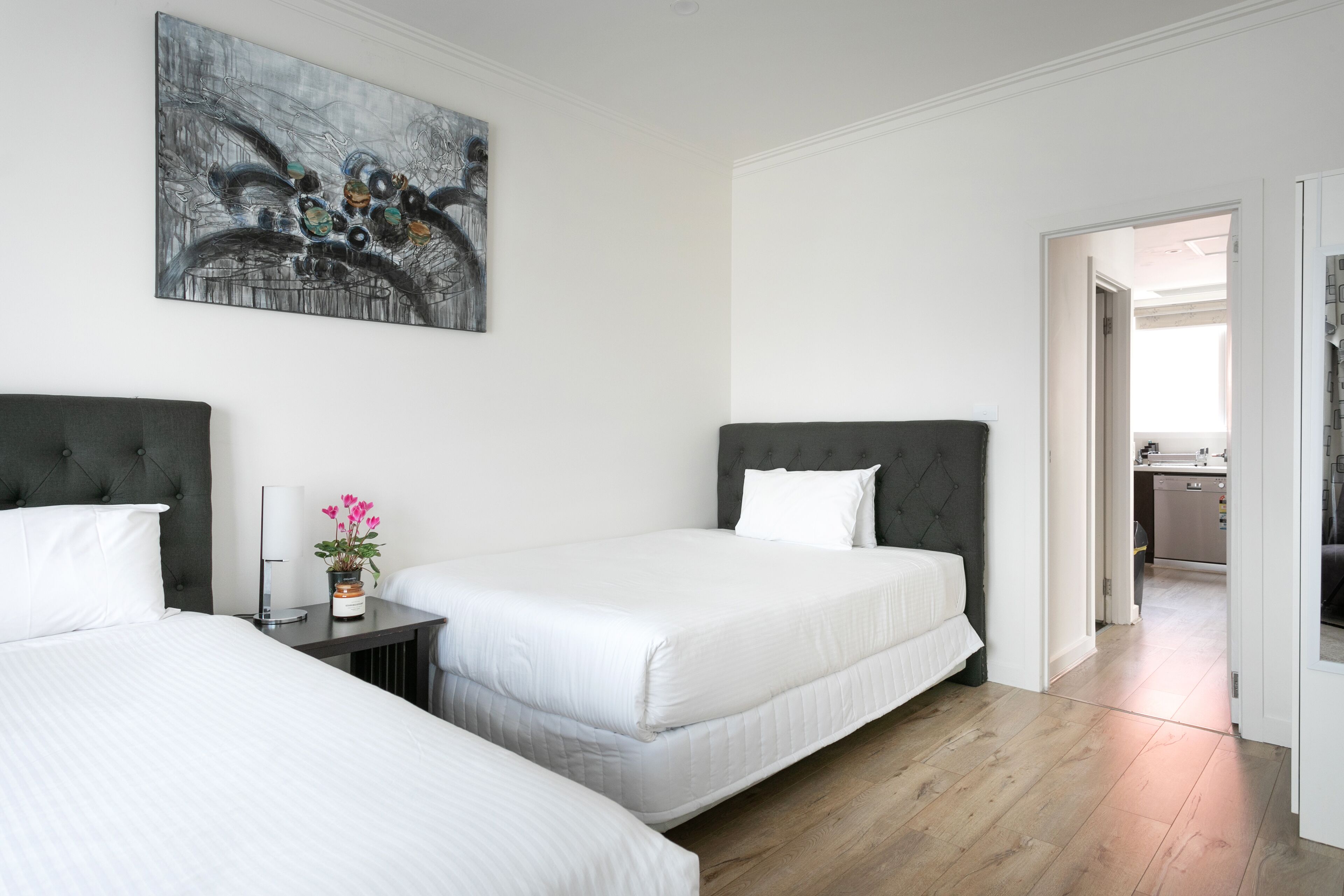 5 chambres, fer et planche à repasser, lit parapluie, Wi-Fi gratuit