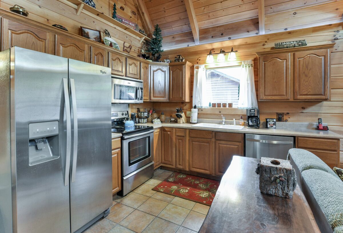 Great Couples Get Away at Black Bear