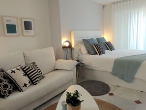 3 Schlafzimmer, Zimmersafe, Bügeleisen/Bügelbrett, Reisekinderbett