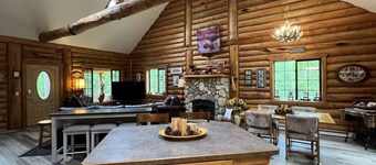 Montana Escape Cabin in the woods
