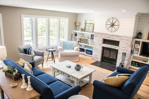 Amazing Views All Seasons White Lake/Channel,  Easy walk to Lake Michigan!