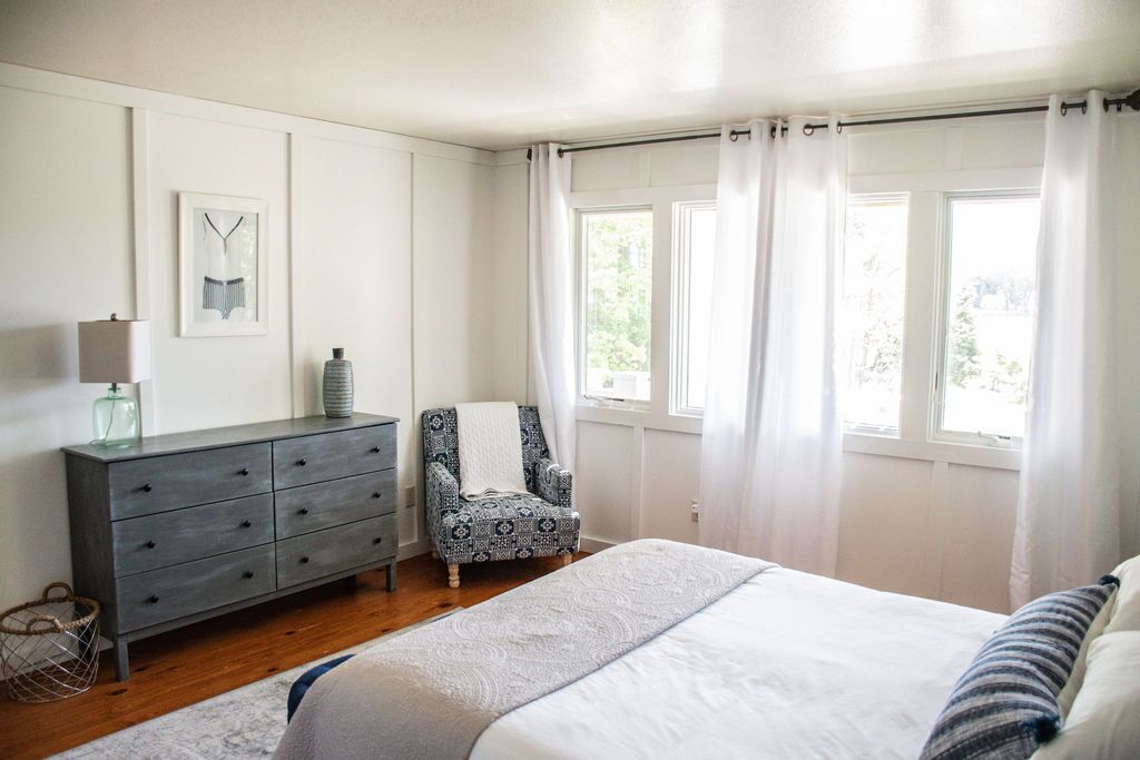 Amazing Views All Seasons White Lake/Channel,  Easy walk to Lake Michigan!