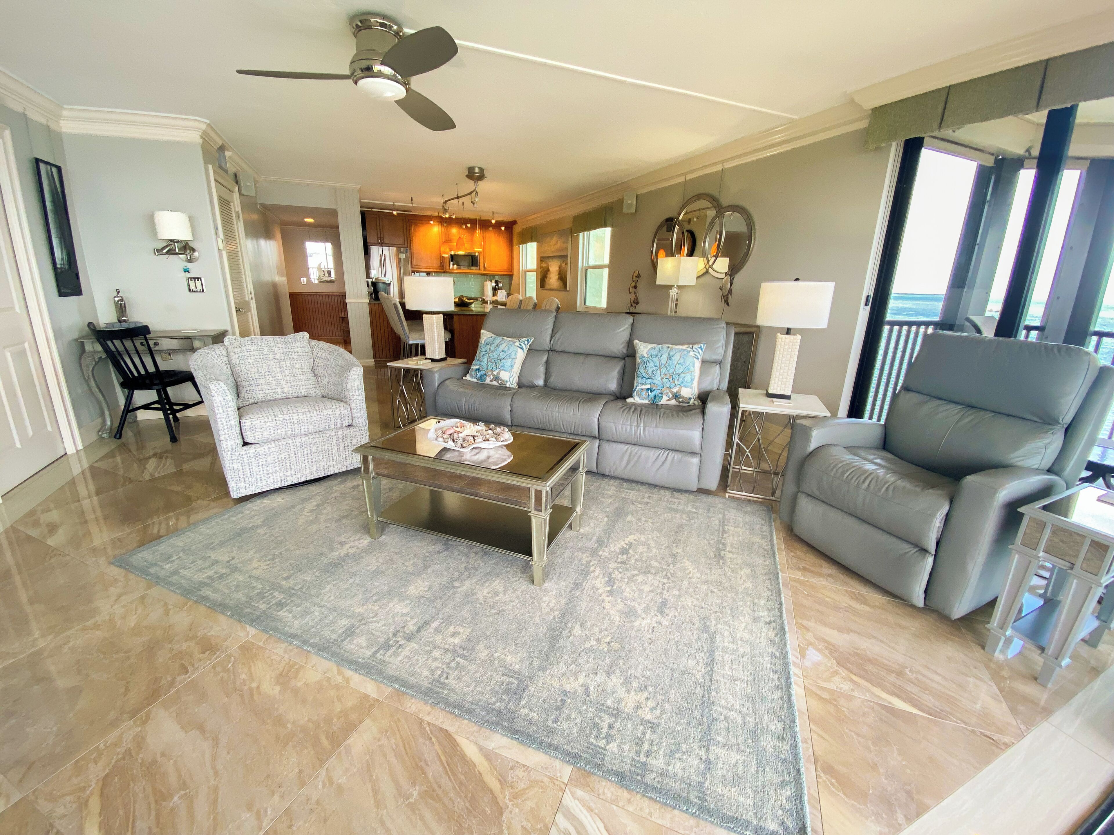 リビング エリア