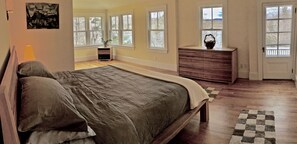 5 chambres, fer et planche à repasser, Wi-Fi, draps fournis