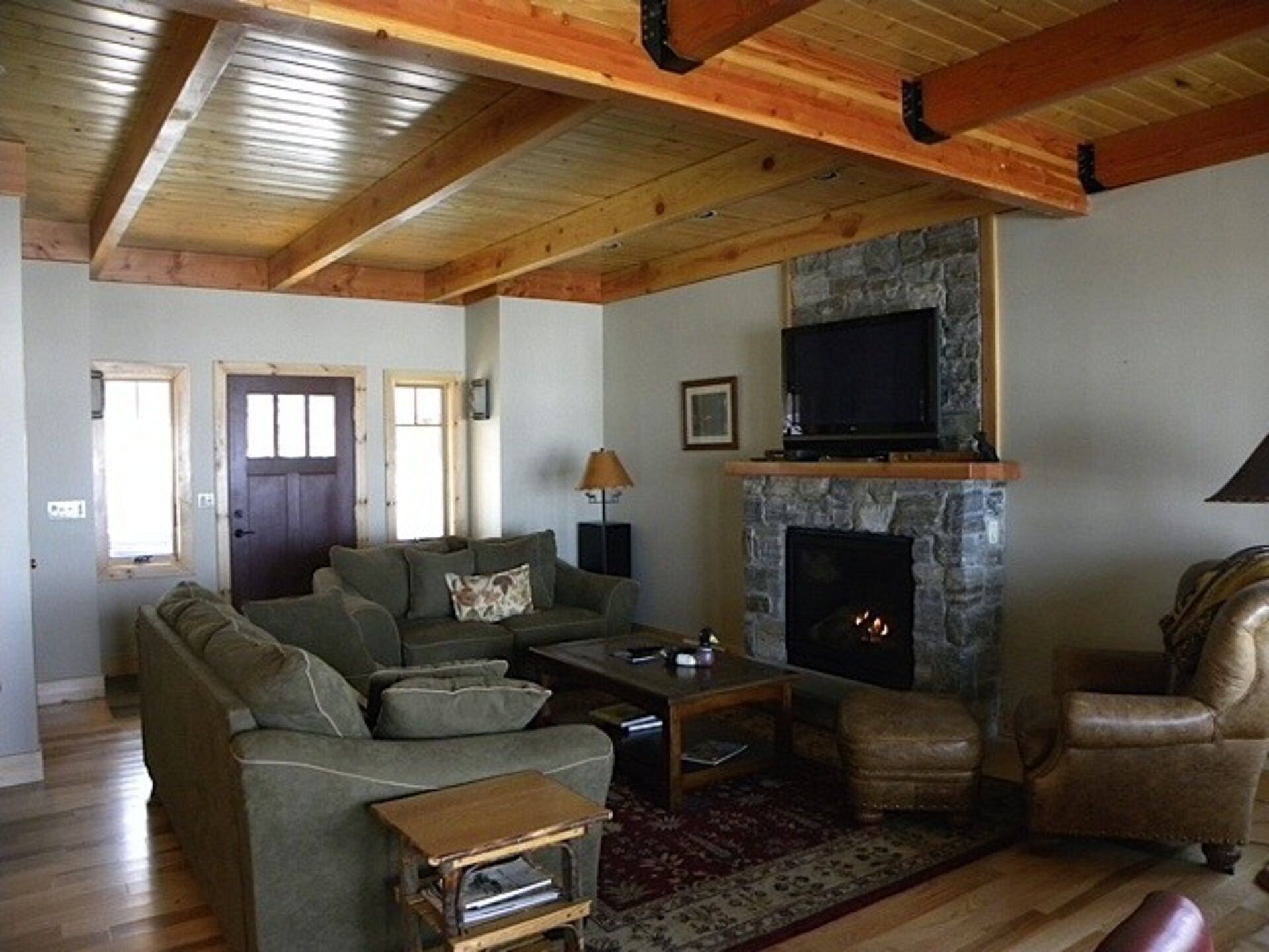 Spacious Home: Great For Family Vacation!