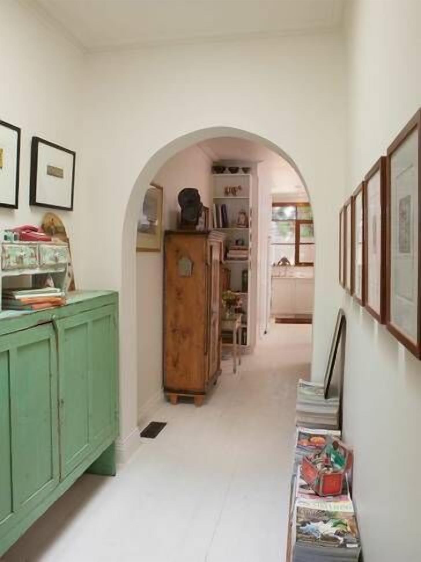 Red Gate Terrace ........... — image 3