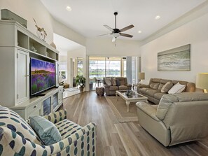 Smart TV, DVD player, books, music library - Lely Resort Masters Reserve  Naples Home on Private Lake in Gated Community (Naples)