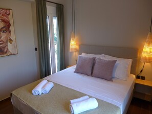 3 عدّة غرف نوم ومكواة/لوح كي وسرير سفر وواي فاي مجانًا