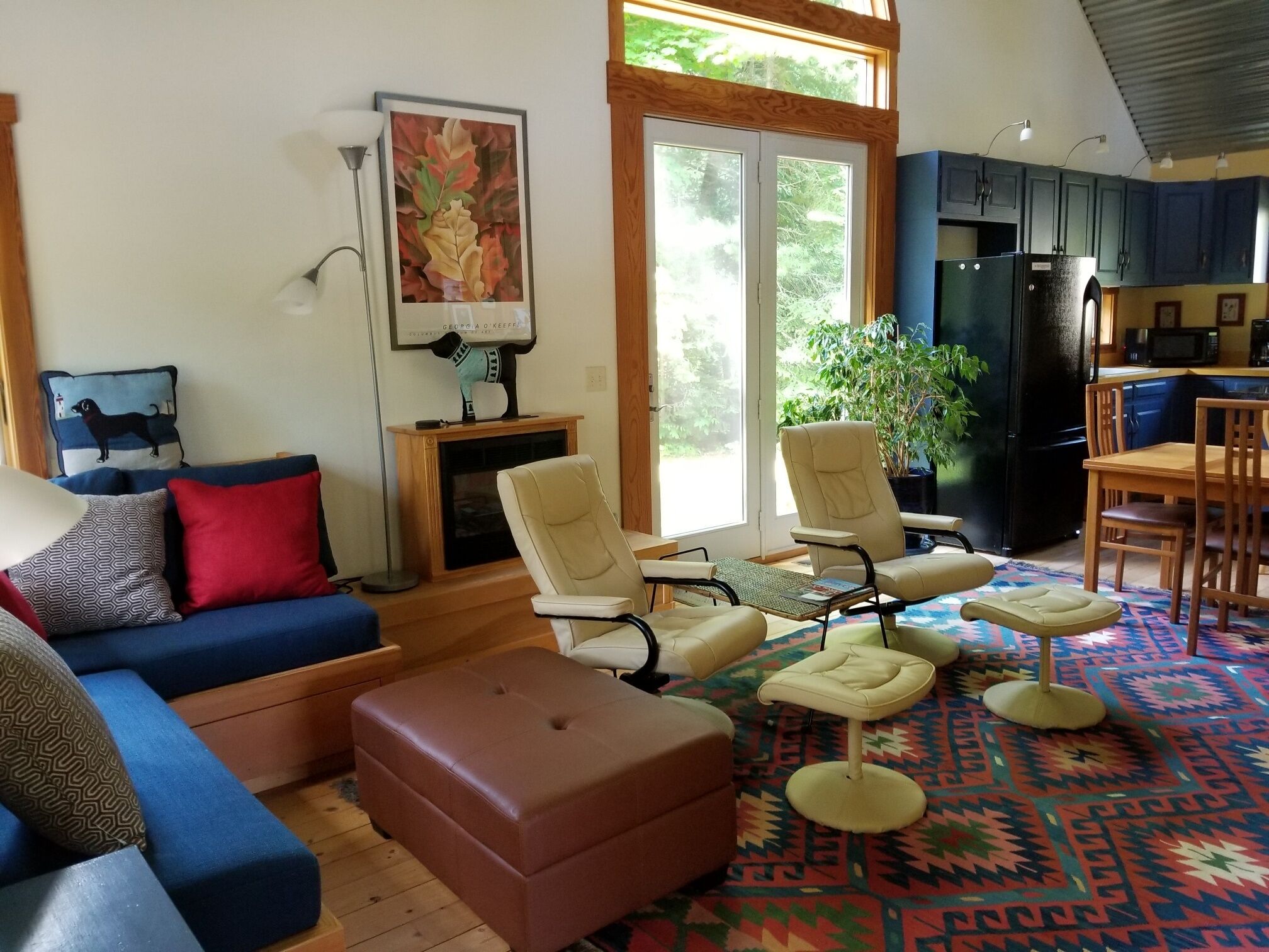 Smart TV, fireplace, foosball, books