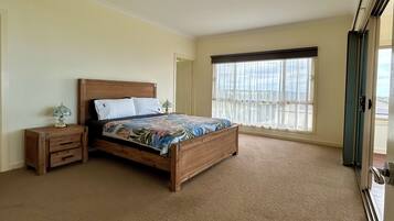 5 habitaciones, tabla de planchar con plancha y wifi gratis