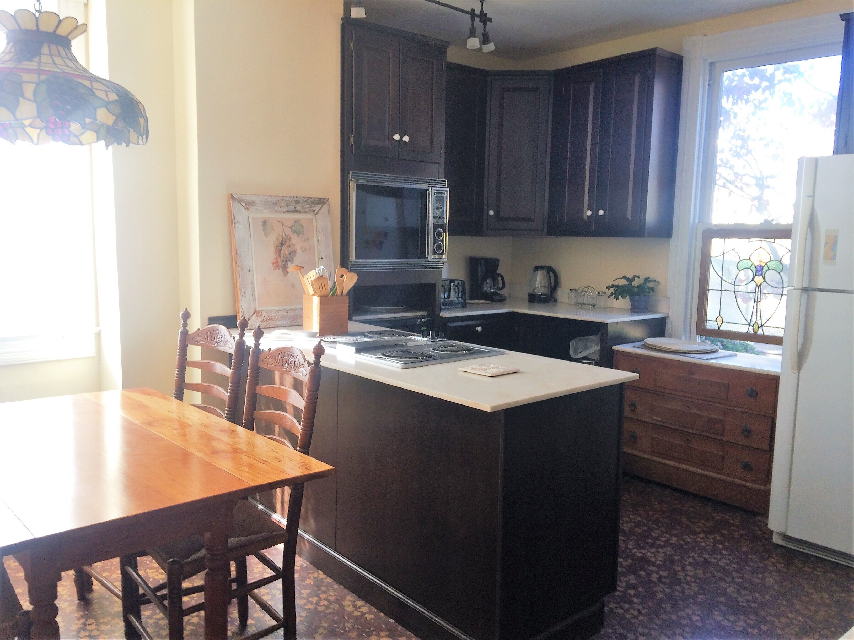 Lovely, Historic, Comfortable House For Visit With Family Or Friends.