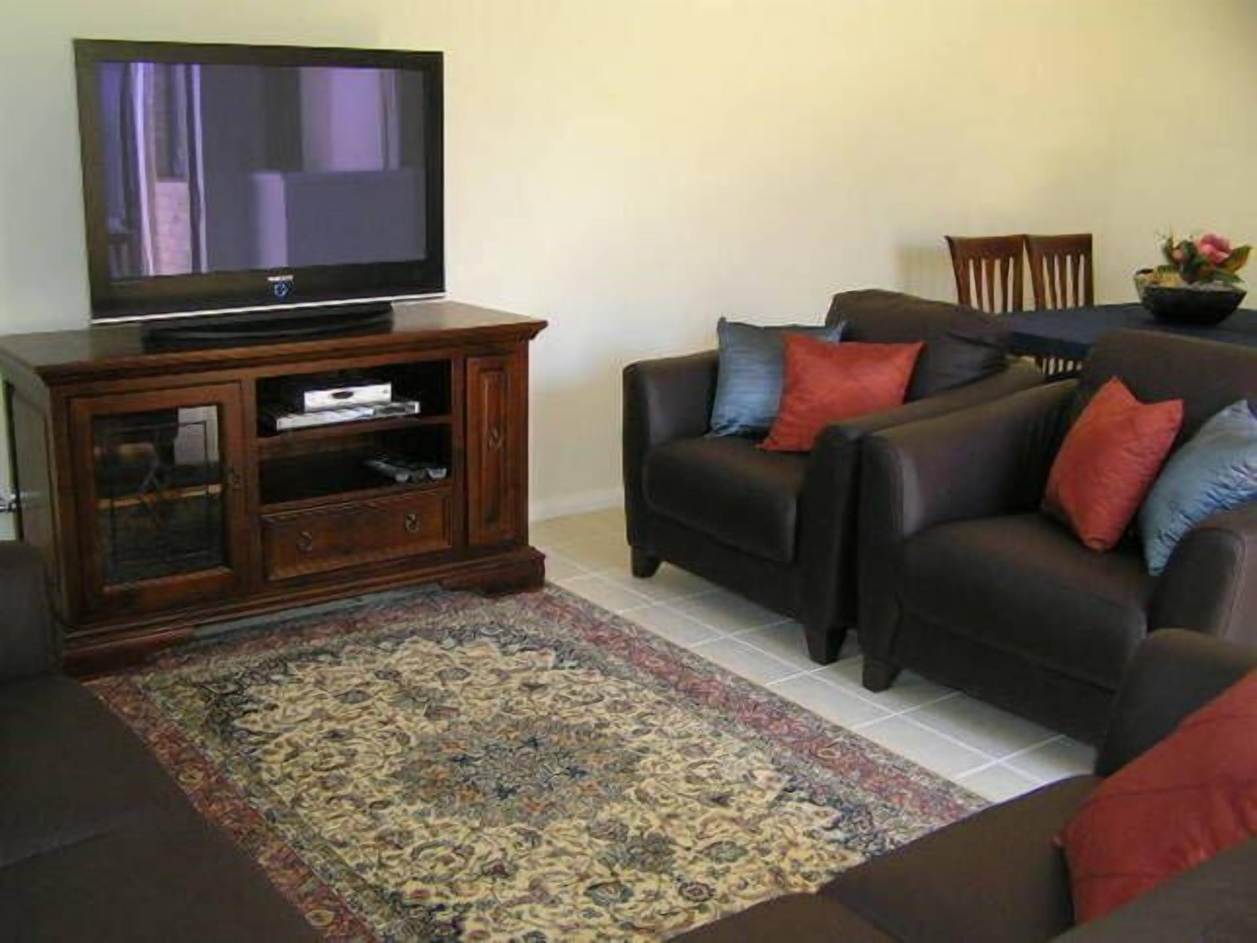 MIDLAND GATE VILLA MIDLAND