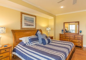 4 habitaciones, tabla de planchar con plancha, wifi y ropa de cama 